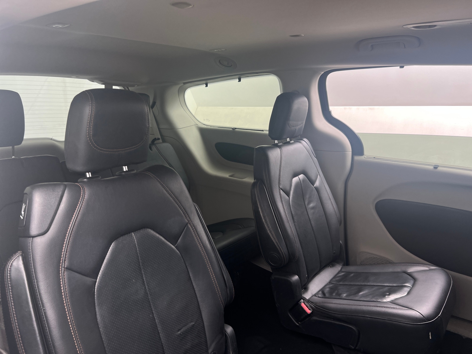 Thumbnail: 2020 Chrysler Pacifica - 5
