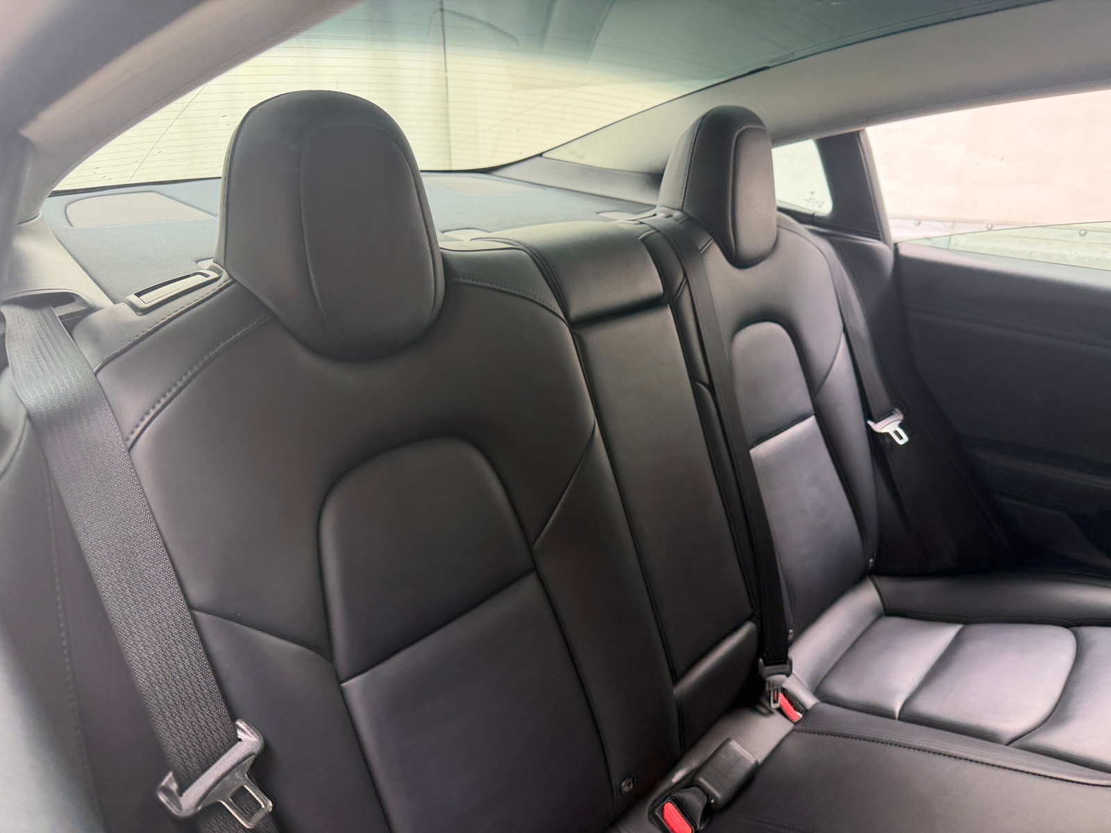 Thumbnail: 2022 Tesla Model 3 - 5