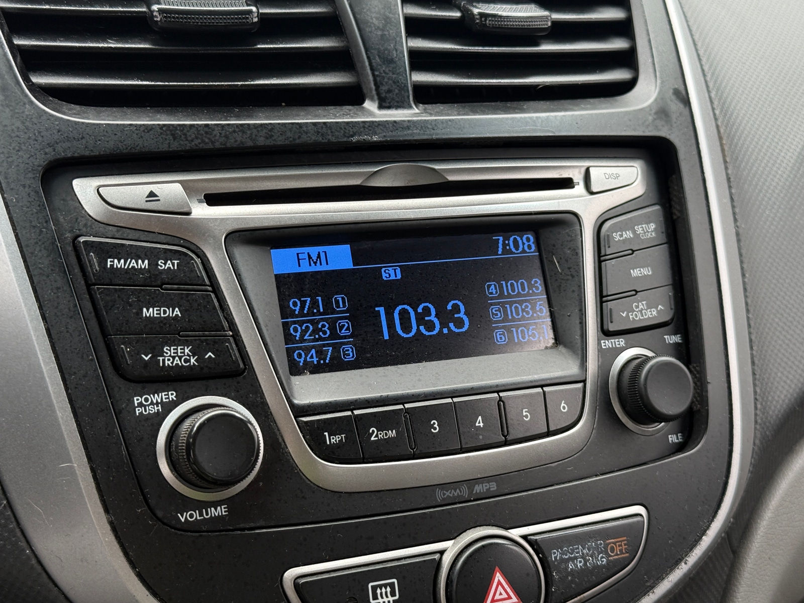 Thumbnail: 2016 Hyundai Accent - 4