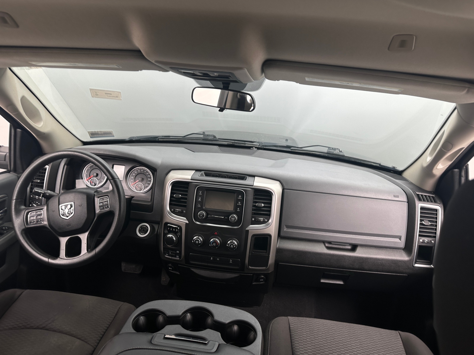 Thumbnail: 2020 RAM 1500 Classic - 3