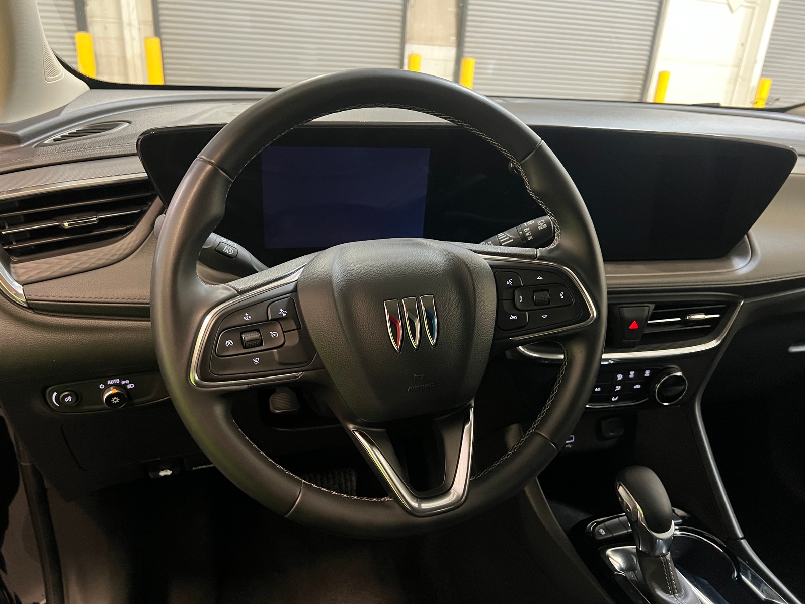 Thumbnail: 2025 Buick Encore GX - 4