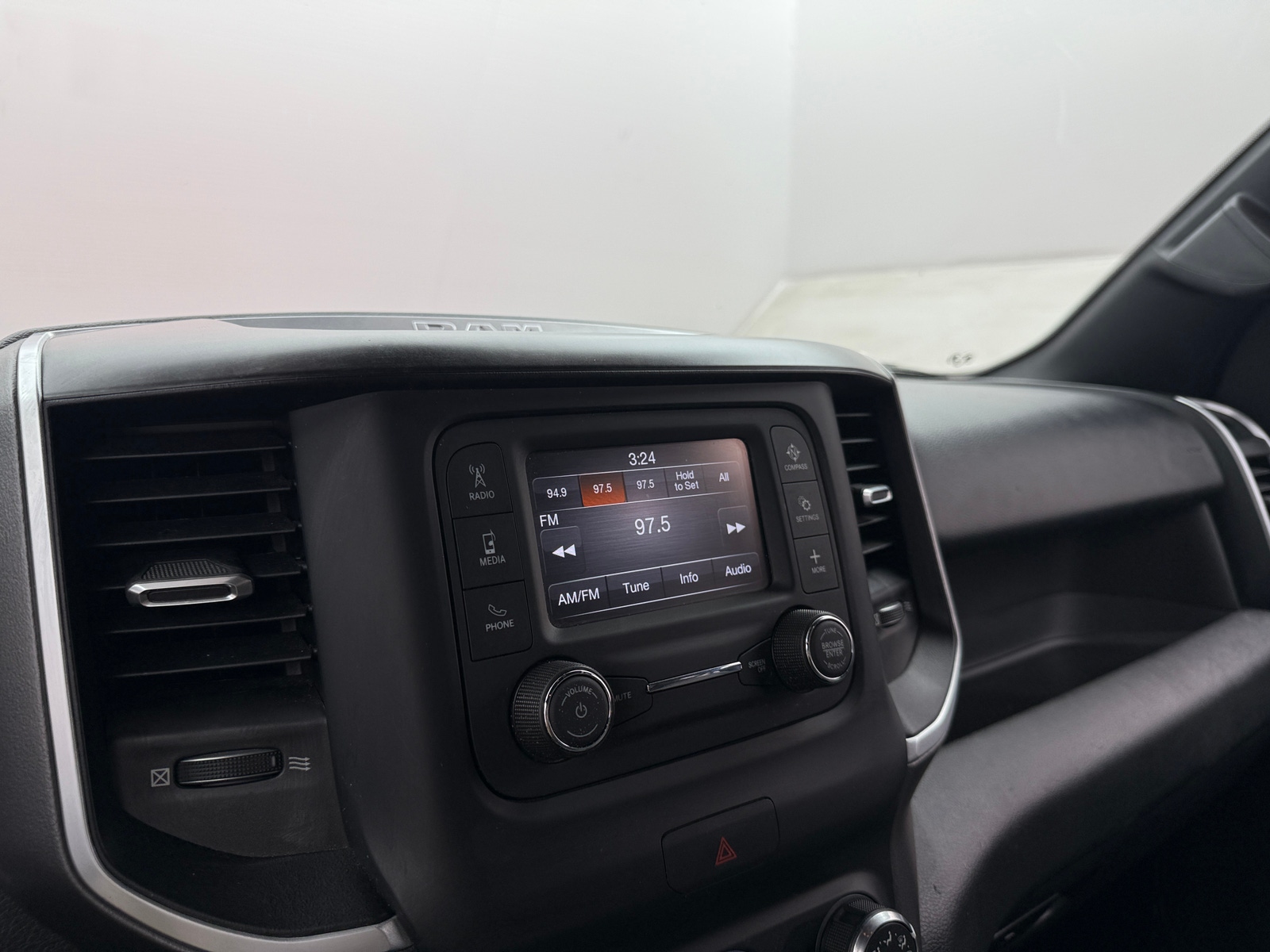 Thumbnail: 2022 RAM 1500 - 4