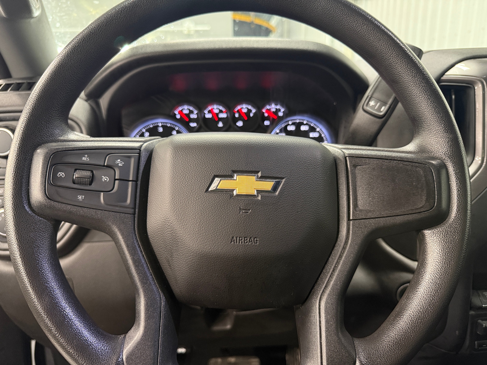 Thumbnail: 2024 Chevrolet Silverado 2500 - 5
