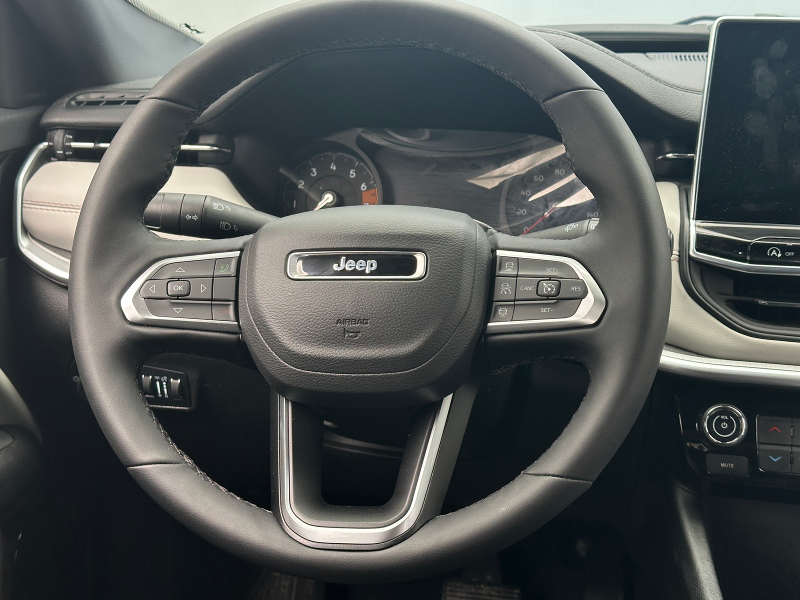 Thumbnail: 2025 Jeep Compass - 4