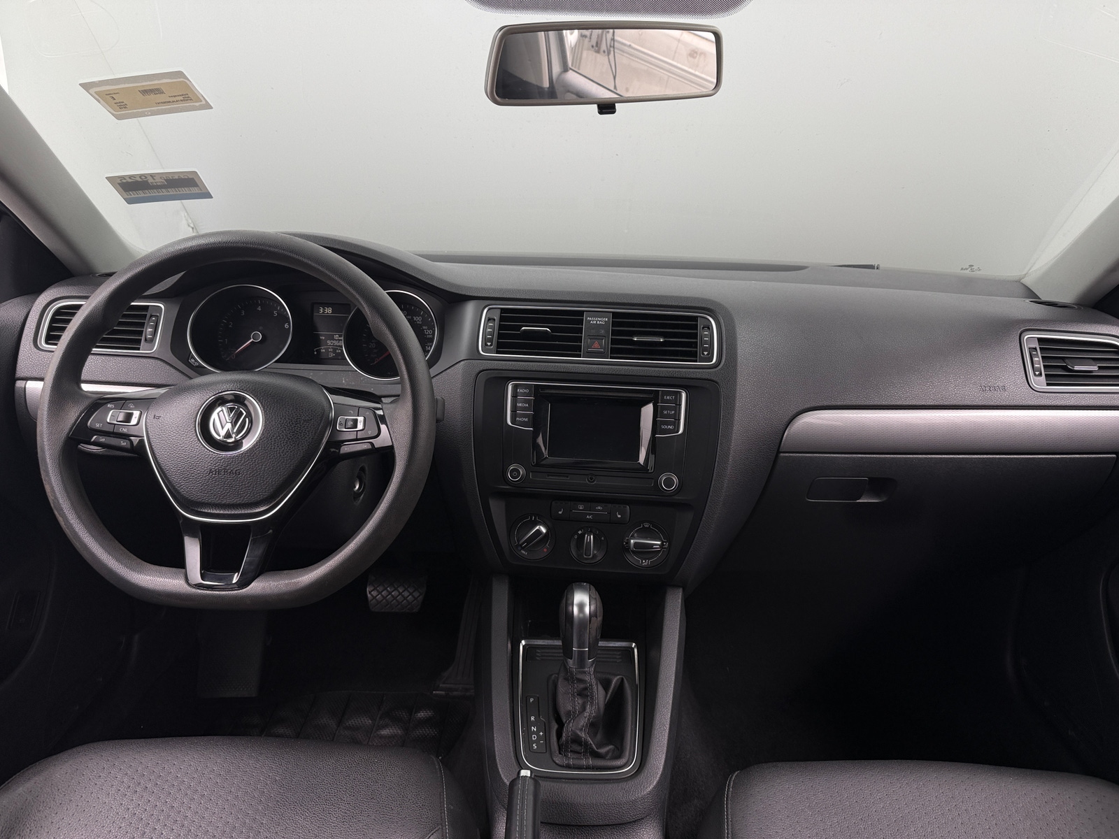 Thumbnail: 2018 Volkswagen Jetta - 2