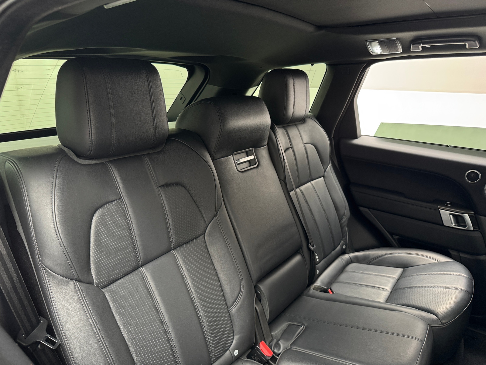 Thumbnail: 2017 Land Rover Range Rover Sport - 5