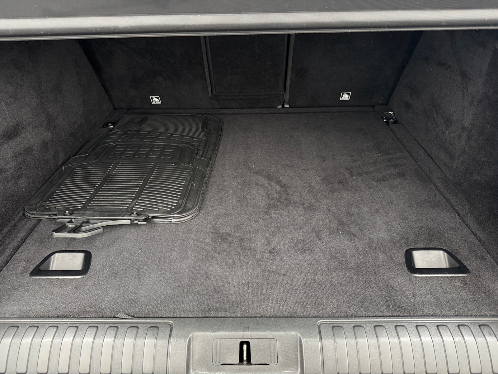 Thumbnail: 2017 Land Rover Range Rover Sport - 6