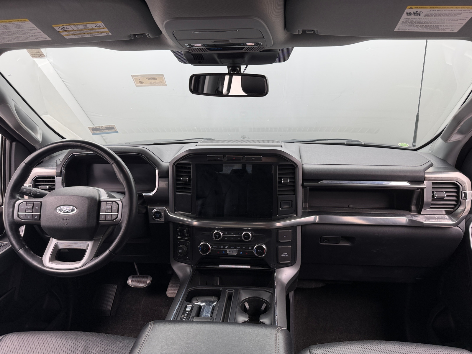 Thumbnail: 2022 Ford Econoline - 3