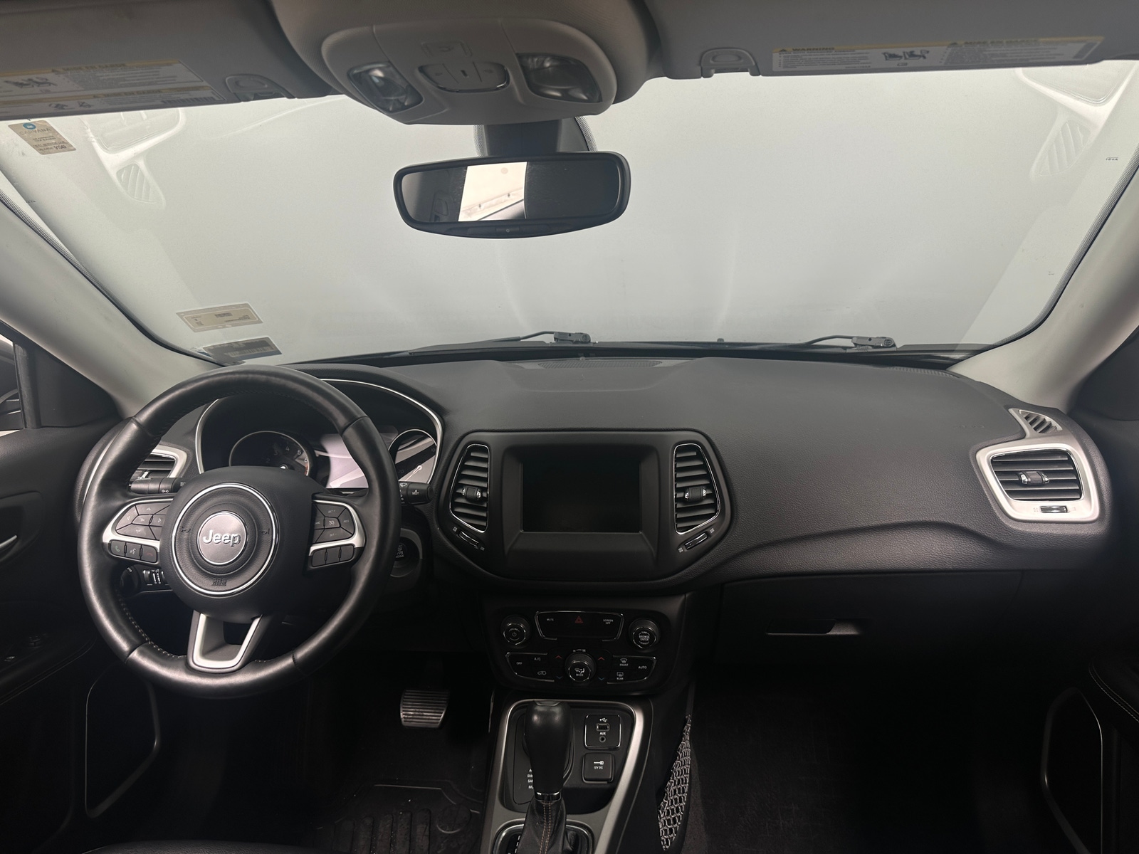 Thumbnail: 2017 Jeep Compass - 3