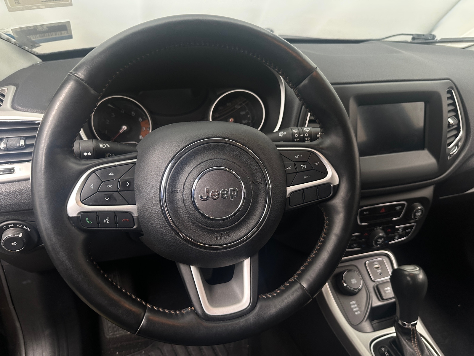 Thumbnail: 2017 Jeep Compass - 5