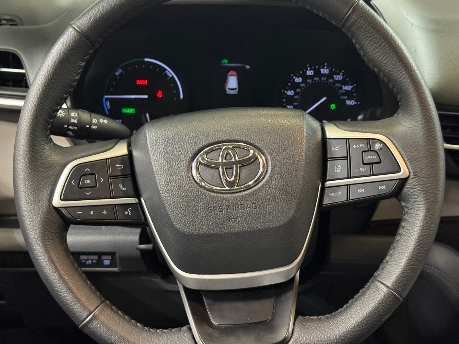Thumbnail: 2022 Toyota Sienna - 4