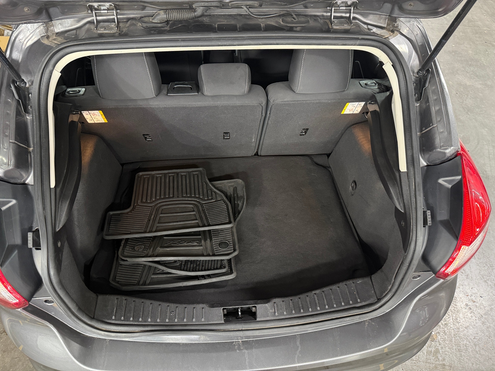 Thumbnail: 2014 Ford Focus - 7