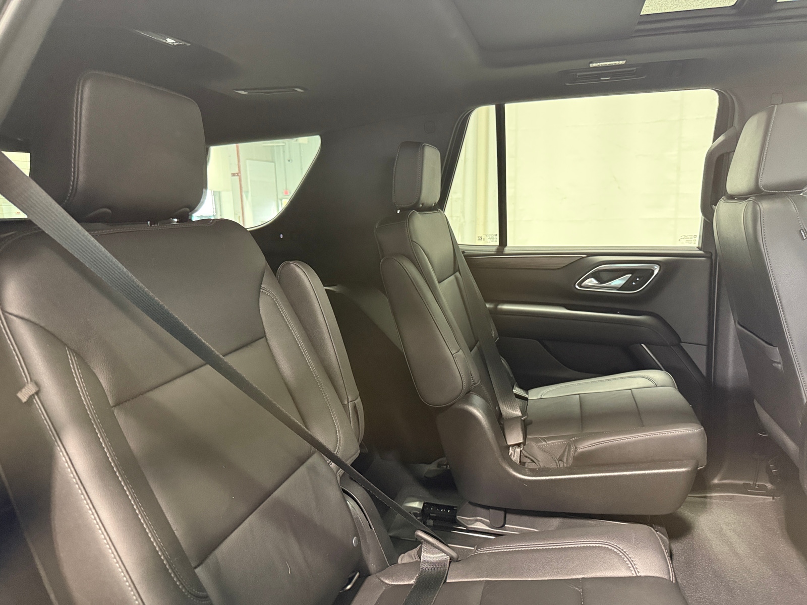 Thumbnail: 2022 Chevrolet Tahoe - 5