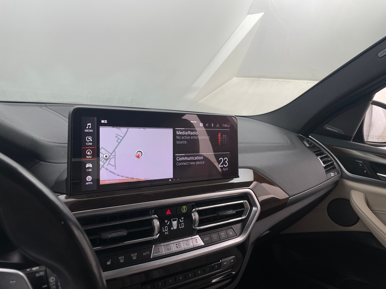 Thumbnail: 2023 BMW X3 - 3