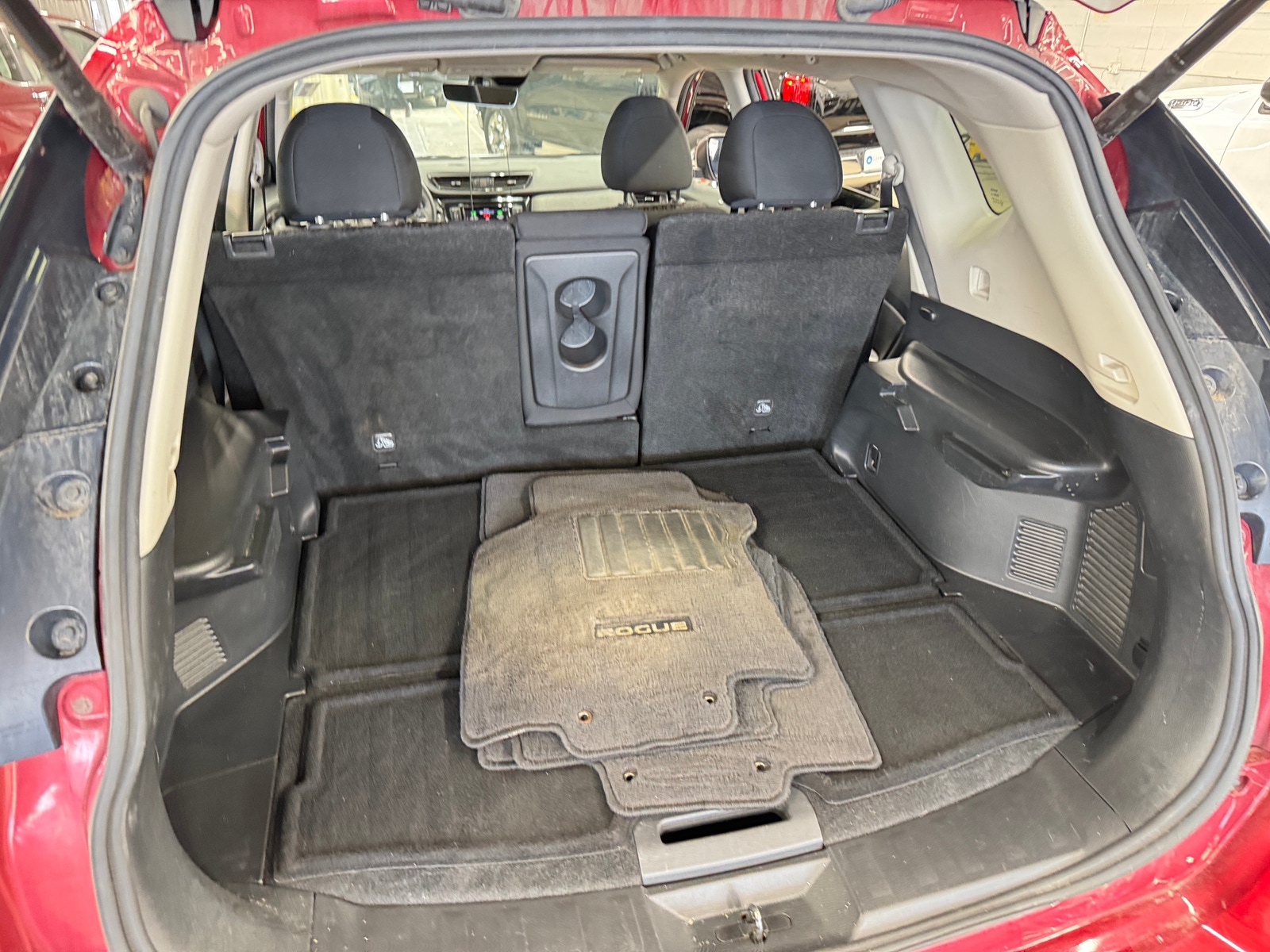 Thumbnail: 2019 Nissan Rogue - 7