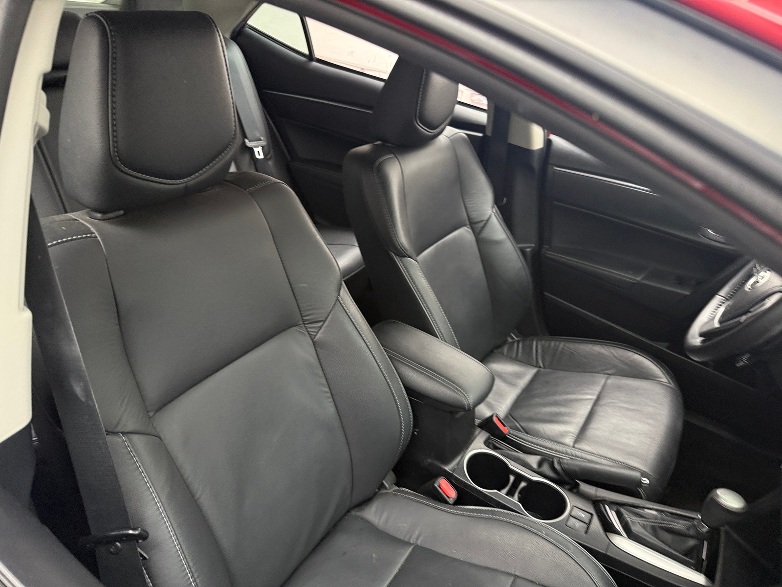 Thumbnail: 2015 Toyota Corolla - 2