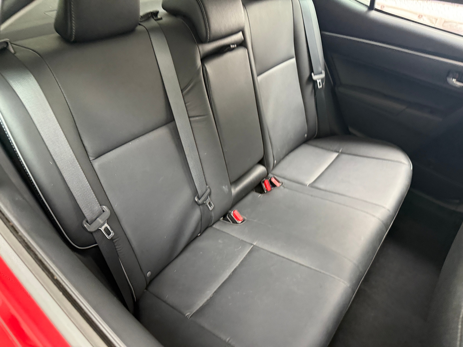 Thumbnail: 2015 Toyota Corolla - 6