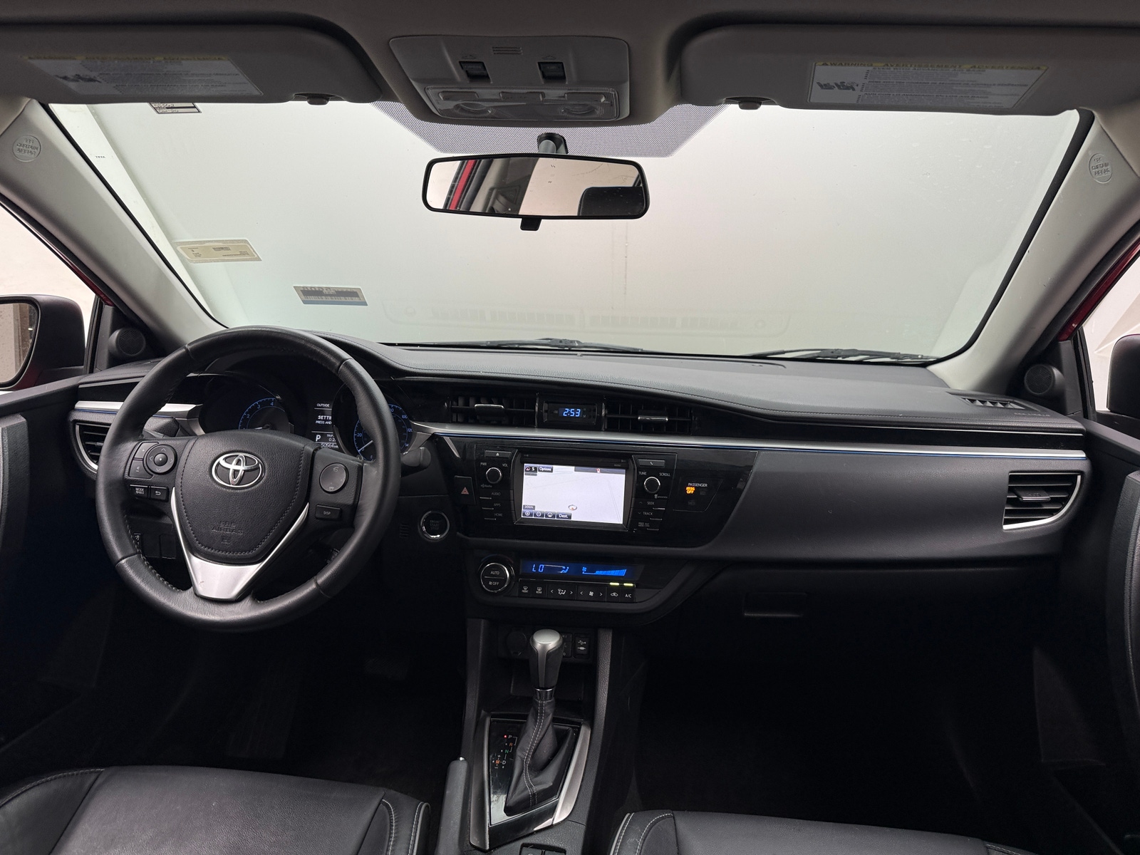 Thumbnail: 2015 Toyota Corolla - 3