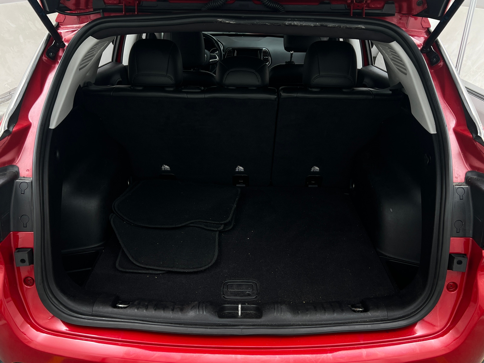 Thumbnail: 2019 Jeep Compass - 6