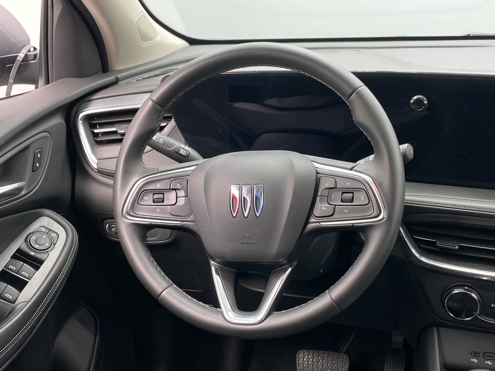 Thumbnail: 2025 Buick Encore GX - 4