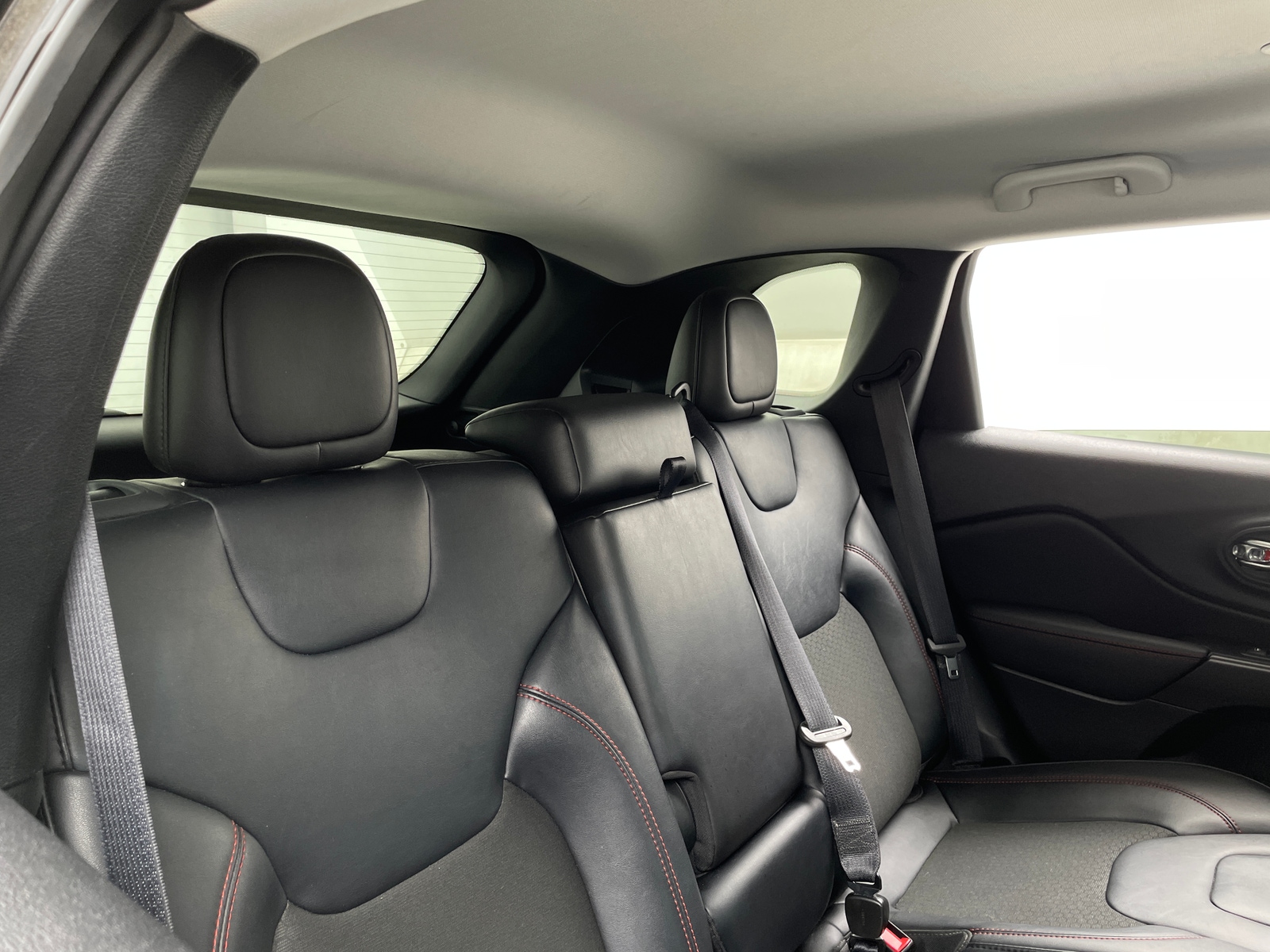 Thumbnail: 2022 Jeep Cherokee - 5