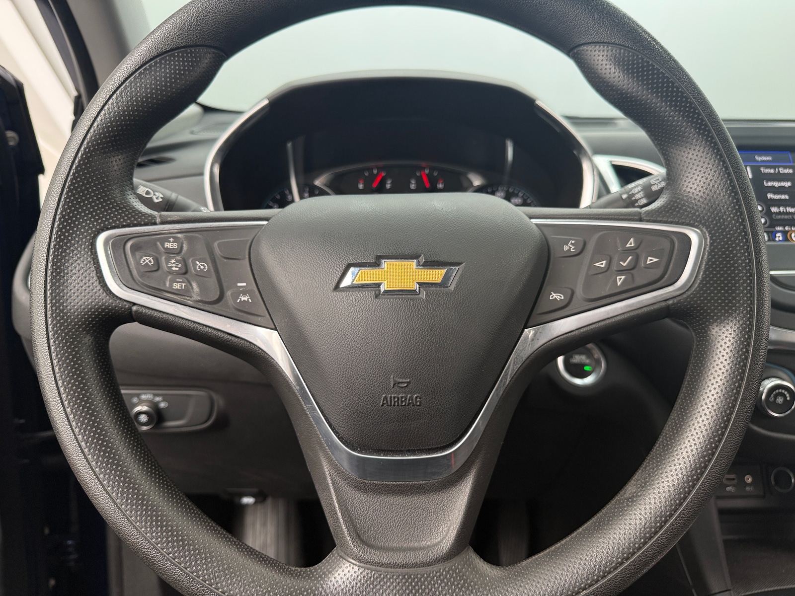 Thumbnail: 2022 Chevrolet Equinox - 5