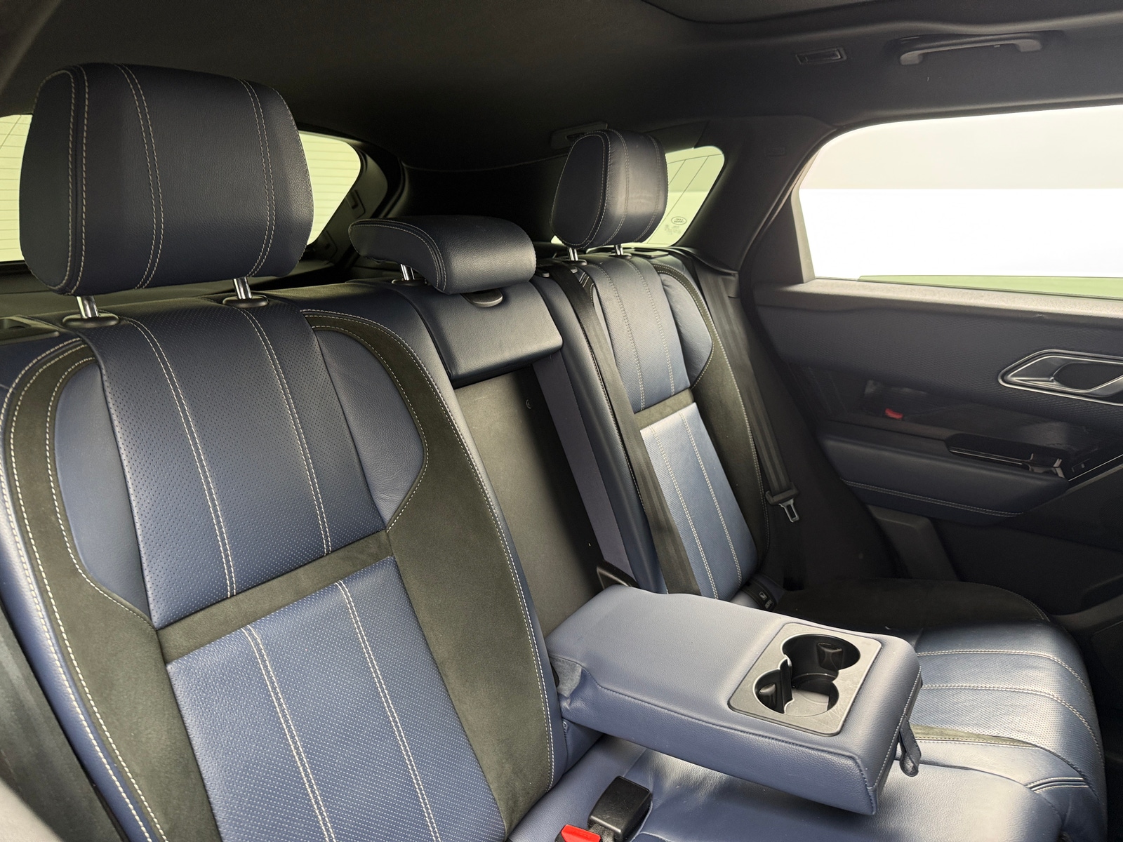 Thumbnail: 2020 Land Rover Range Rover Velar - 5