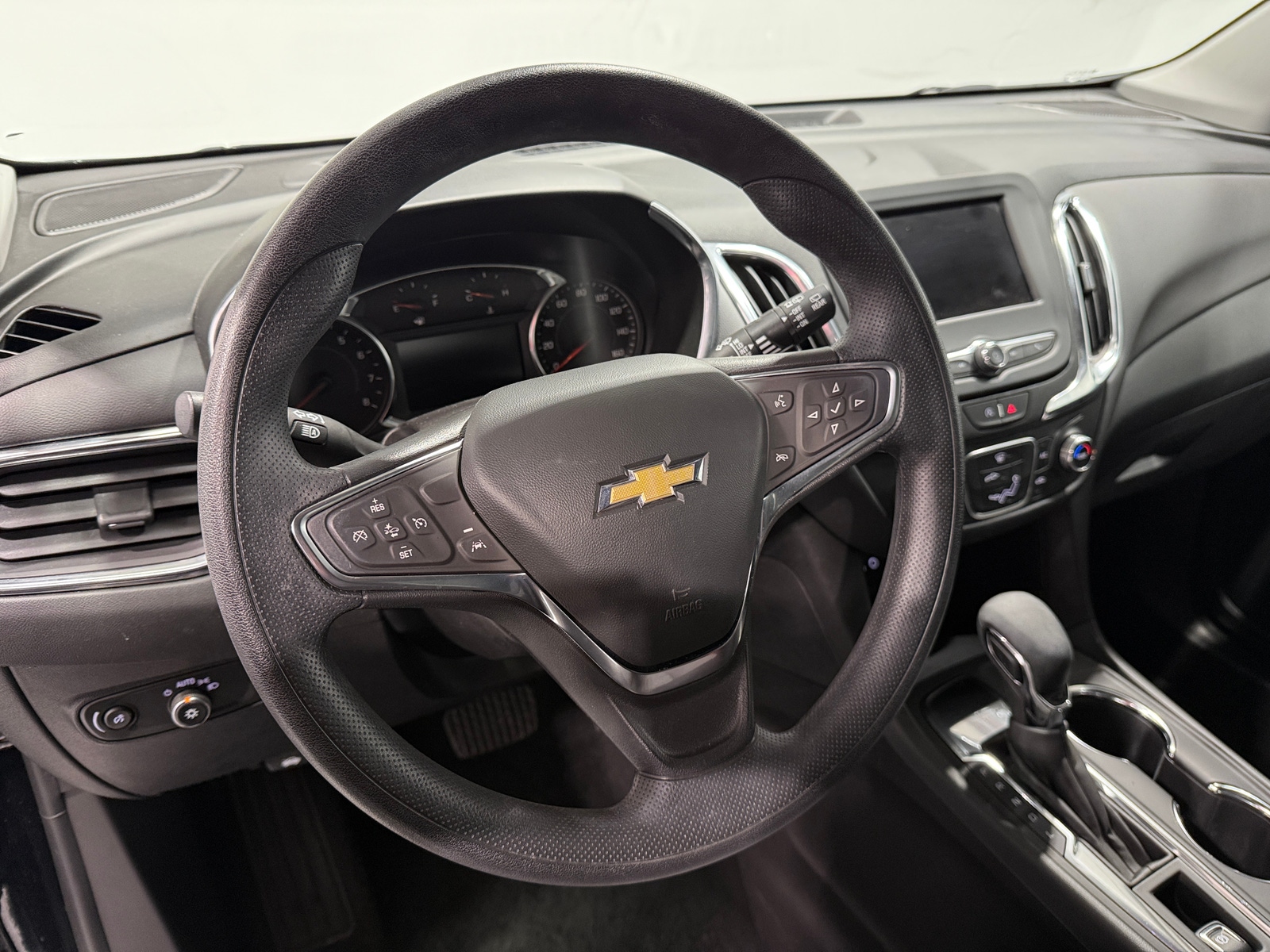 Thumbnail: 2024 Chevrolet Equinox - 5