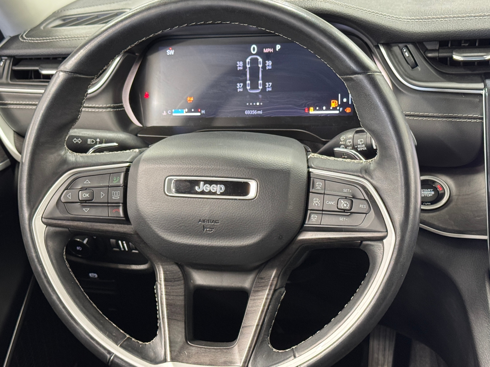 Thumbnail: 2021 Jeep Grand Cherokee L - 4