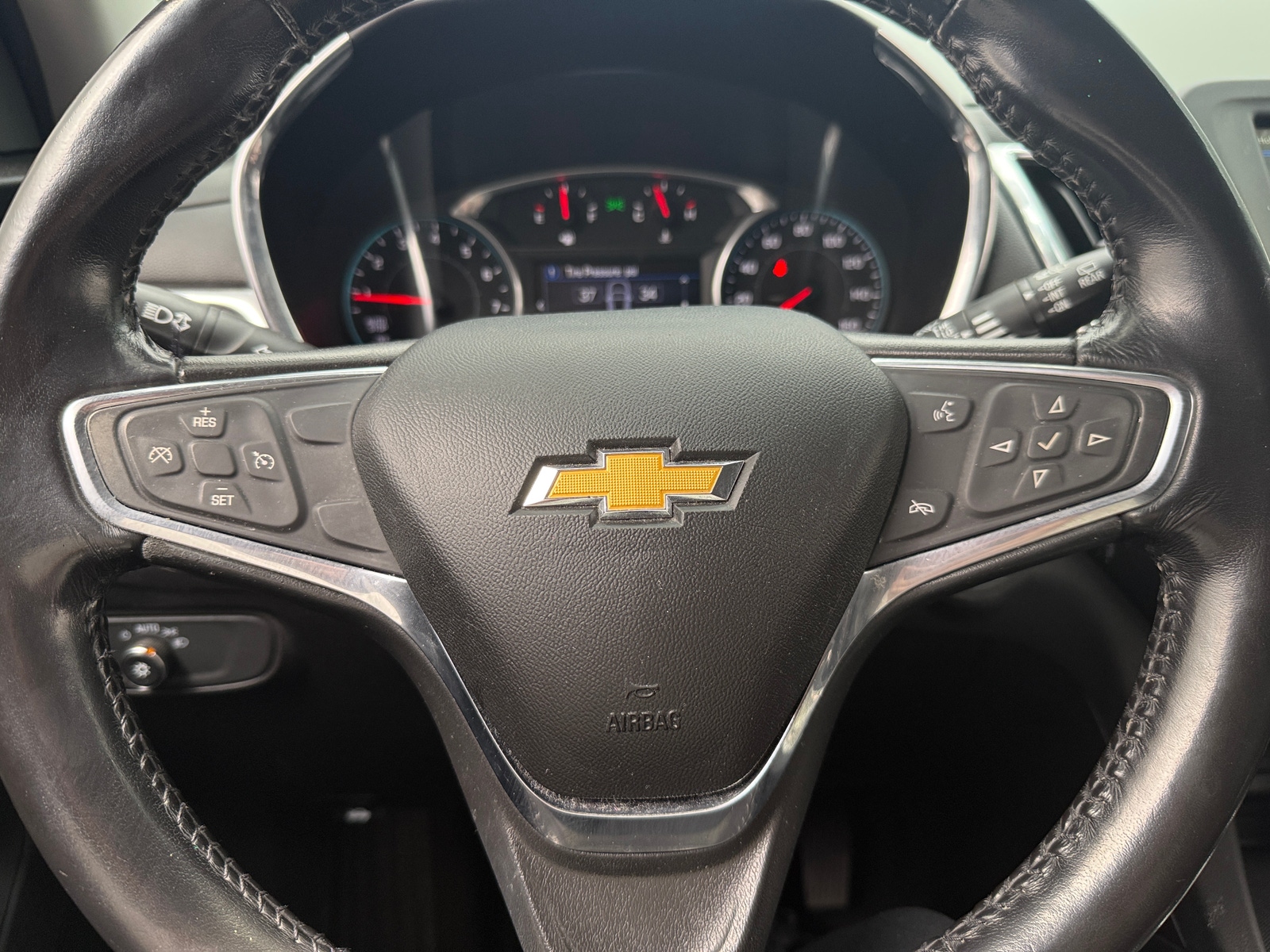 Thumbnail: 2019 Chevrolet Equinox - 5
