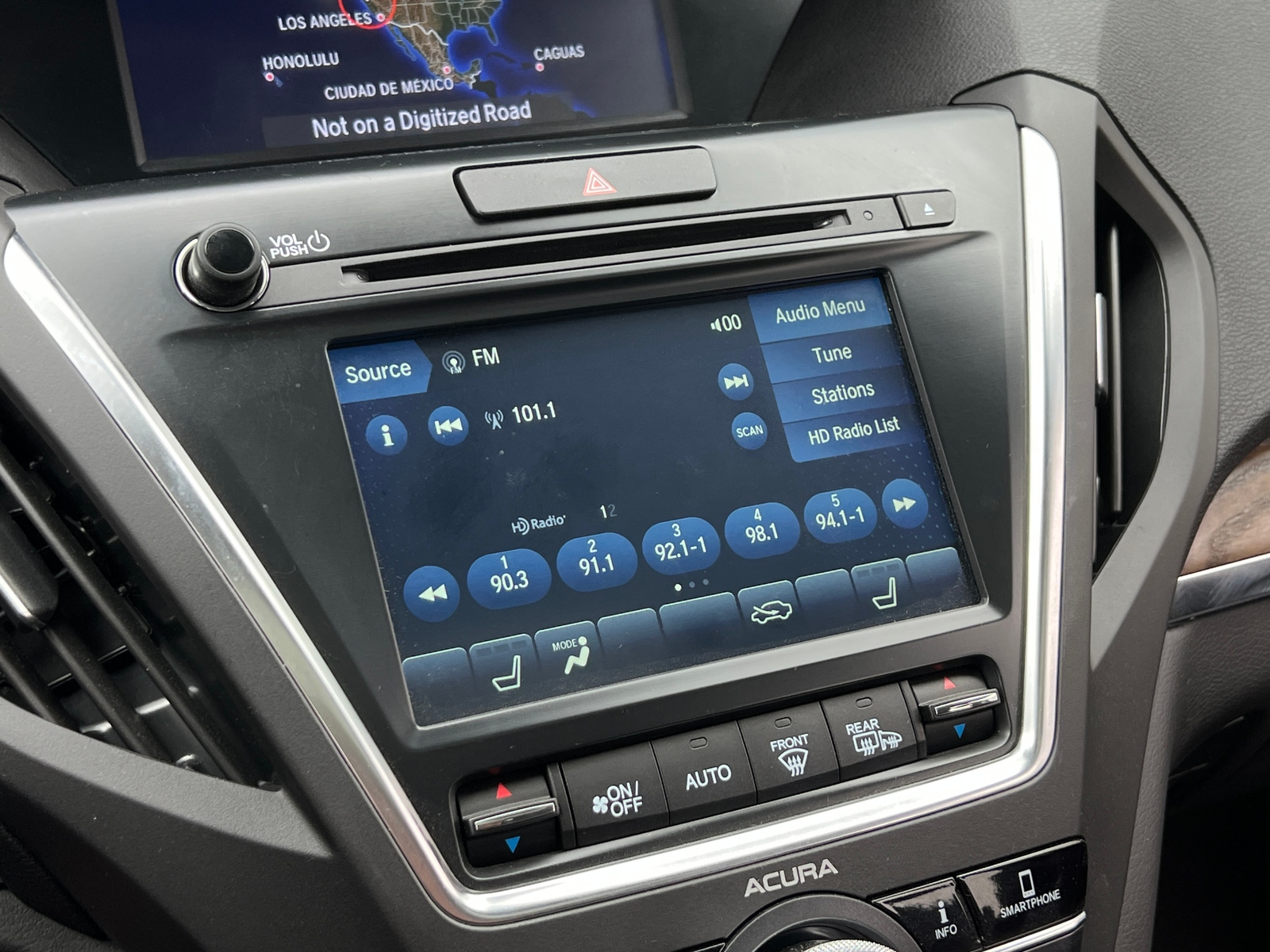 Thumbnail: 2019 Acura MDX - 3