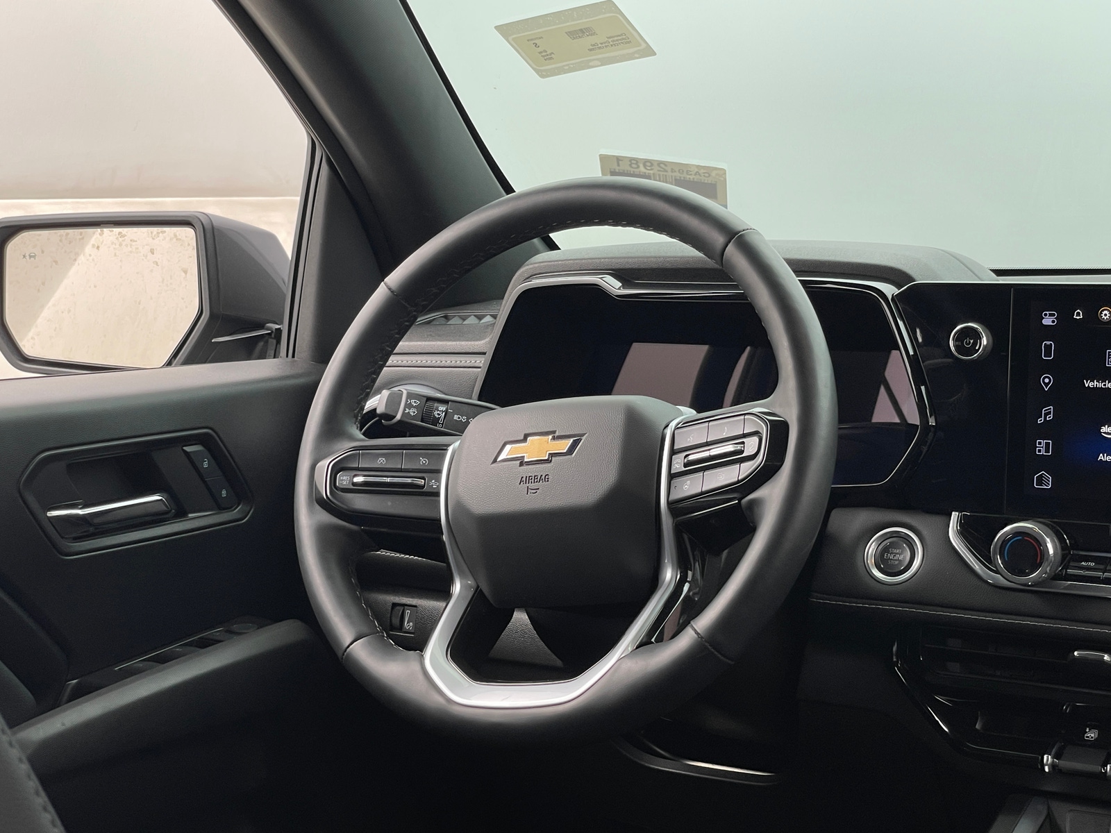 Thumbnail: 2024 Chevrolet Colorado - 5