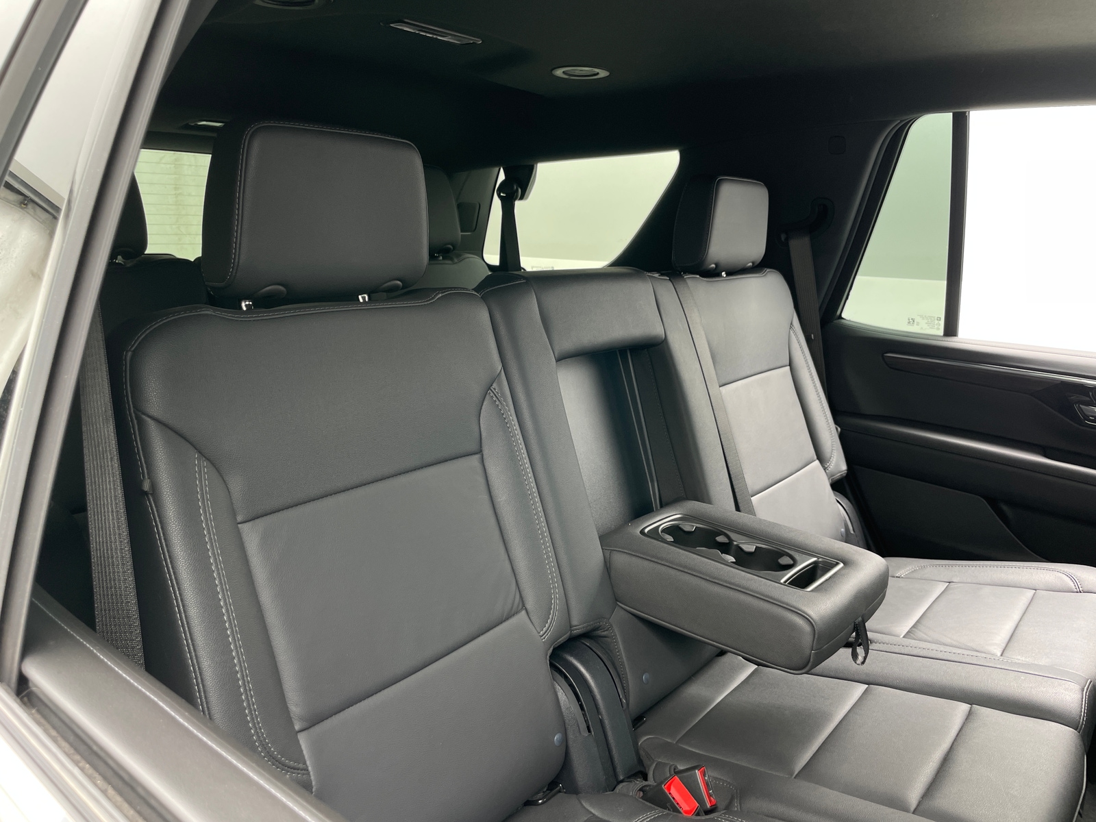 Thumbnail: 2025 Chevrolet Tahoe - 5