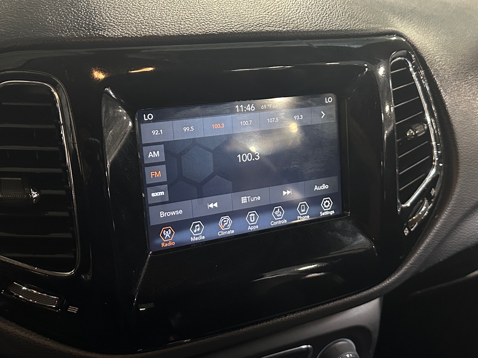 Thumbnail: 2019 Jeep Compass - 4