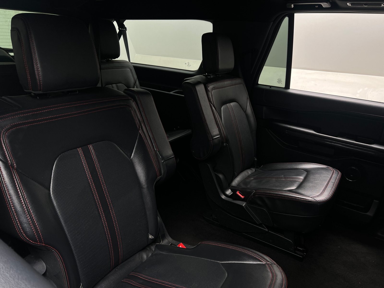 Thumbnail: 2022 Ford Expedition MAX - 5