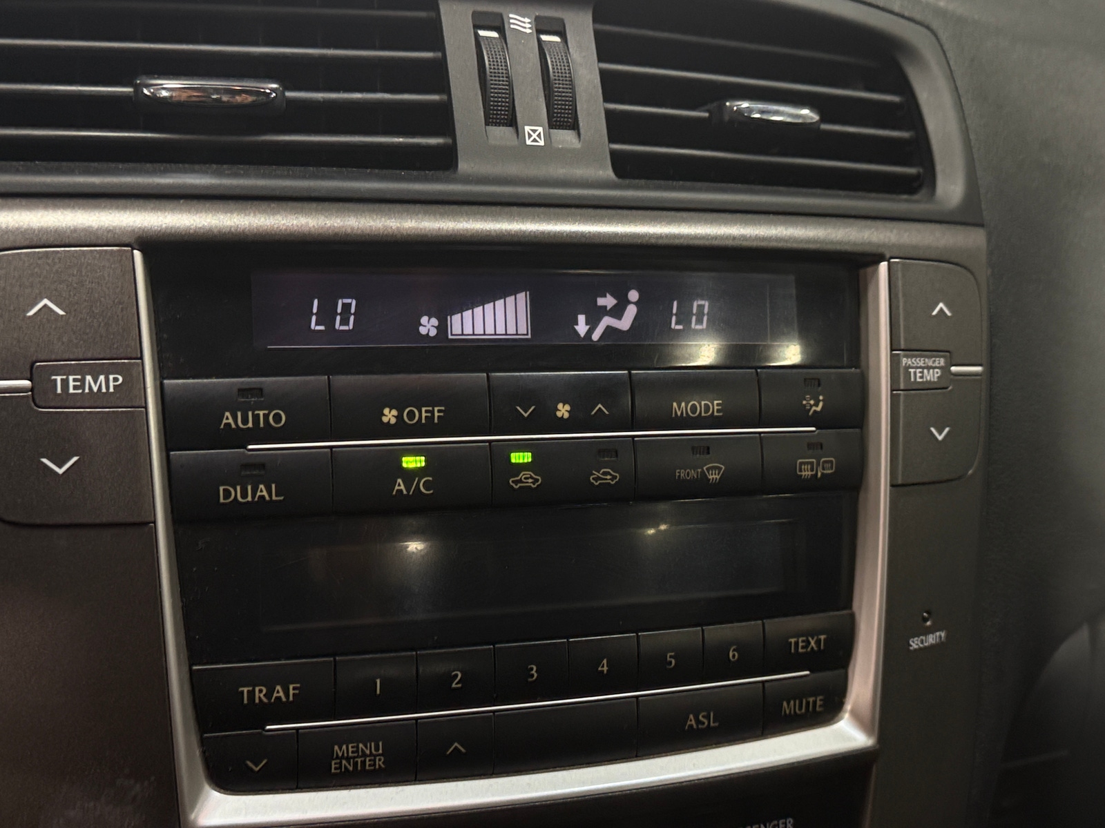 Thumbnail: 2010 Lexus IS - 4