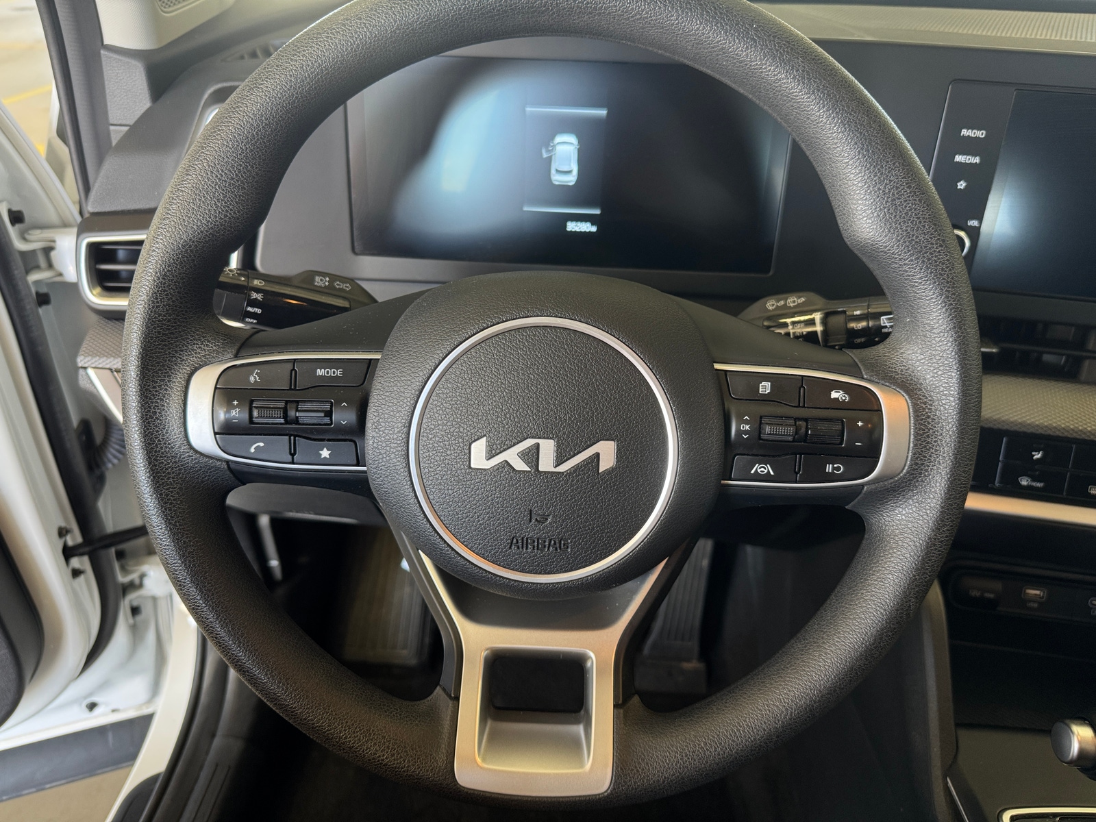 Thumbnail: 2025 Kia Sportage - 5