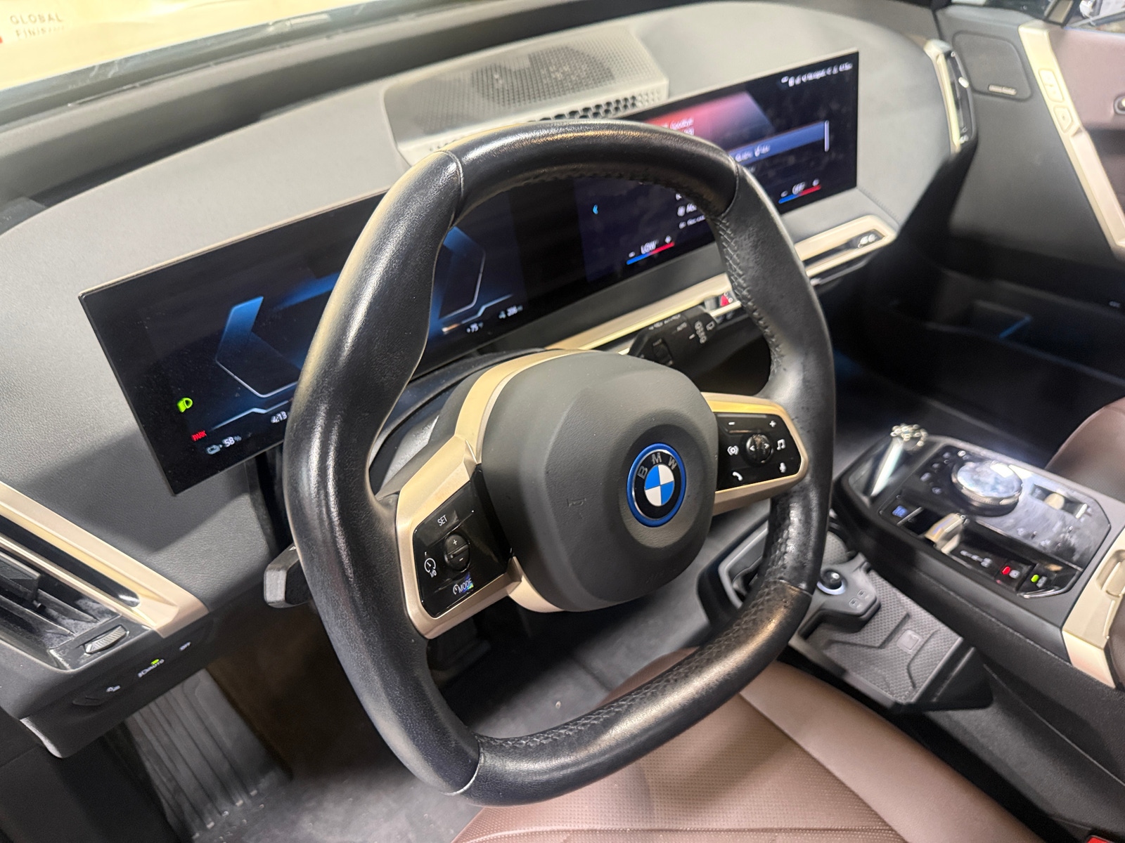 Thumbnail: 2023 BMW iX - 4