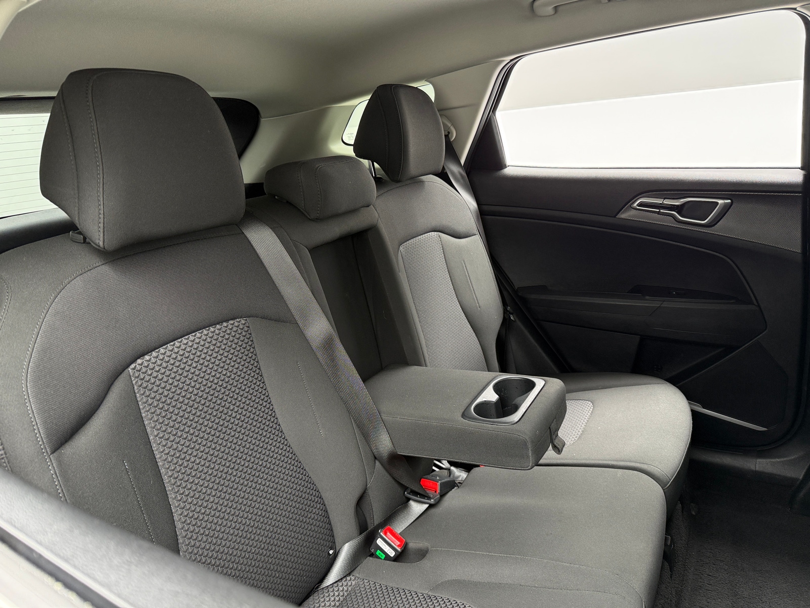 Thumbnail: 2025 Kia Sportage - 6