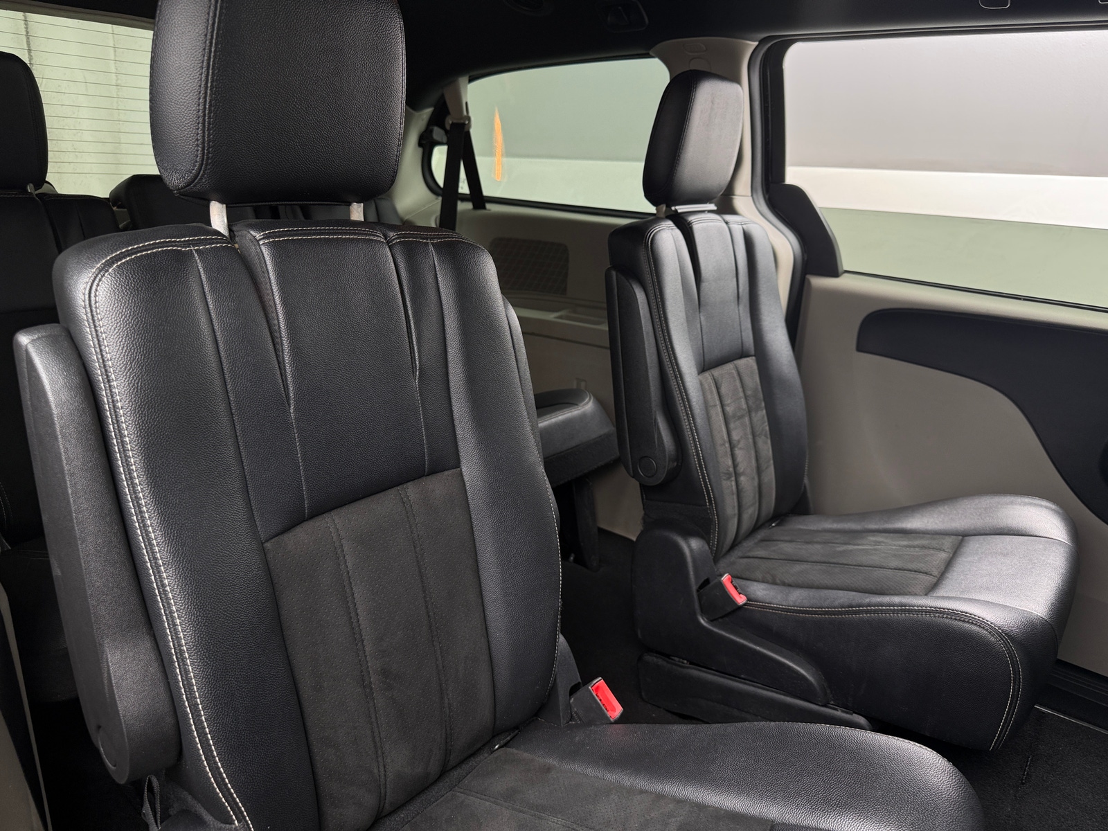 Thumbnail: 2019 Dodge Grand Caravan - 5