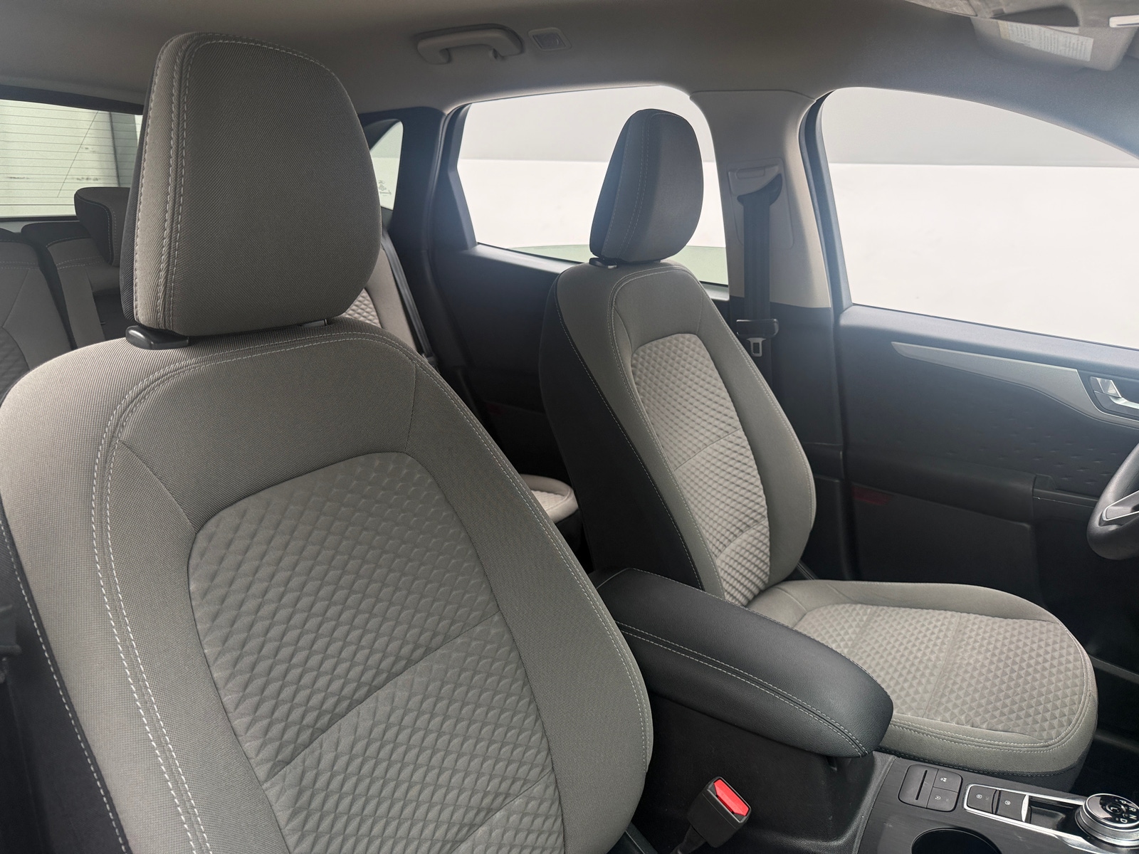 Thumbnail: 2020 Ford Escape - 2