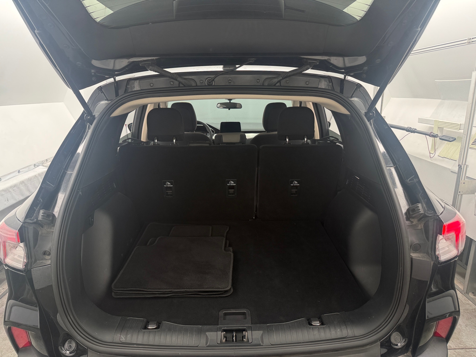 Thumbnail: 2020 Ford Escape - 7