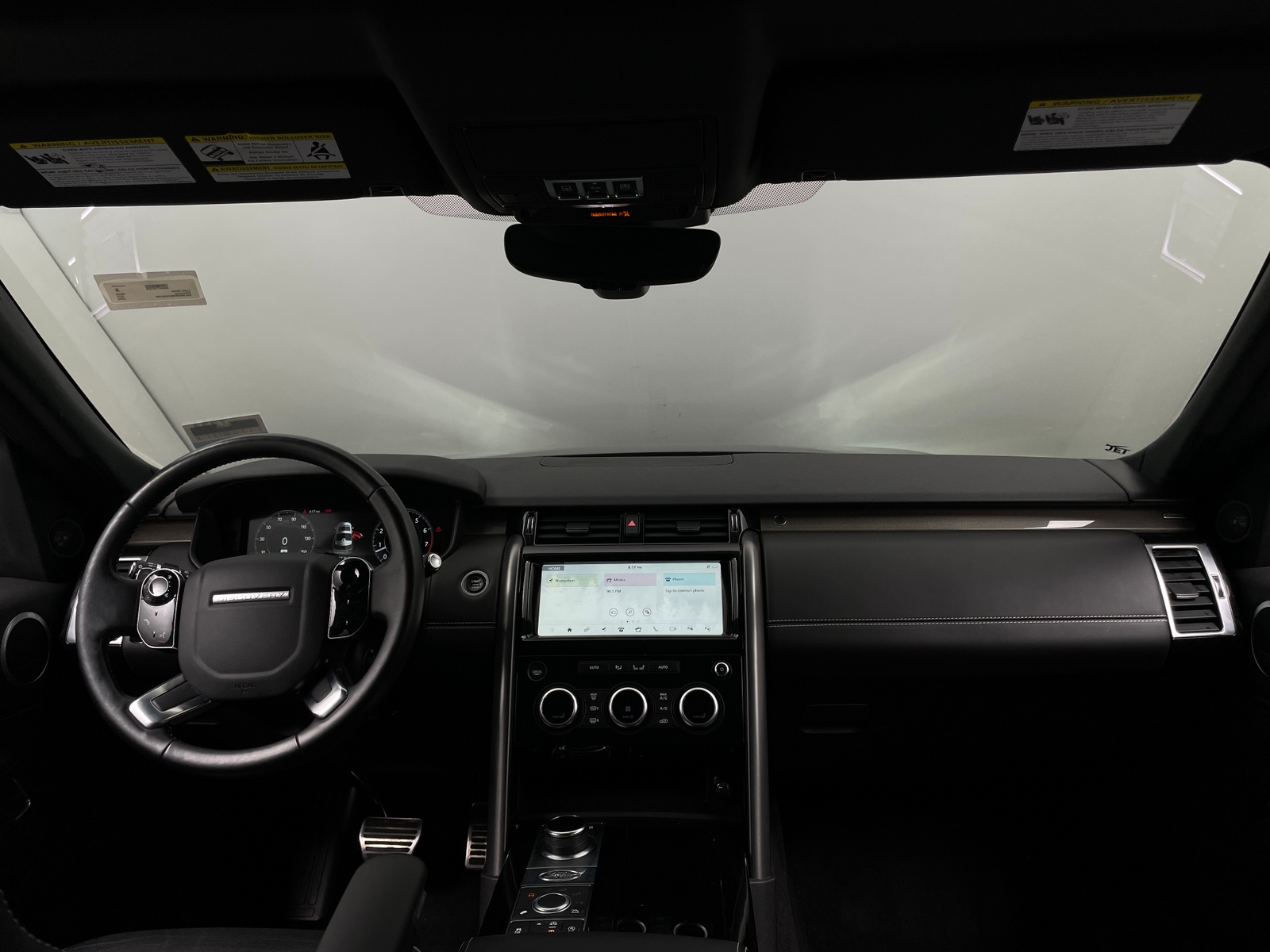 Thumbnail: 2020 Land Rover Discovery - 2