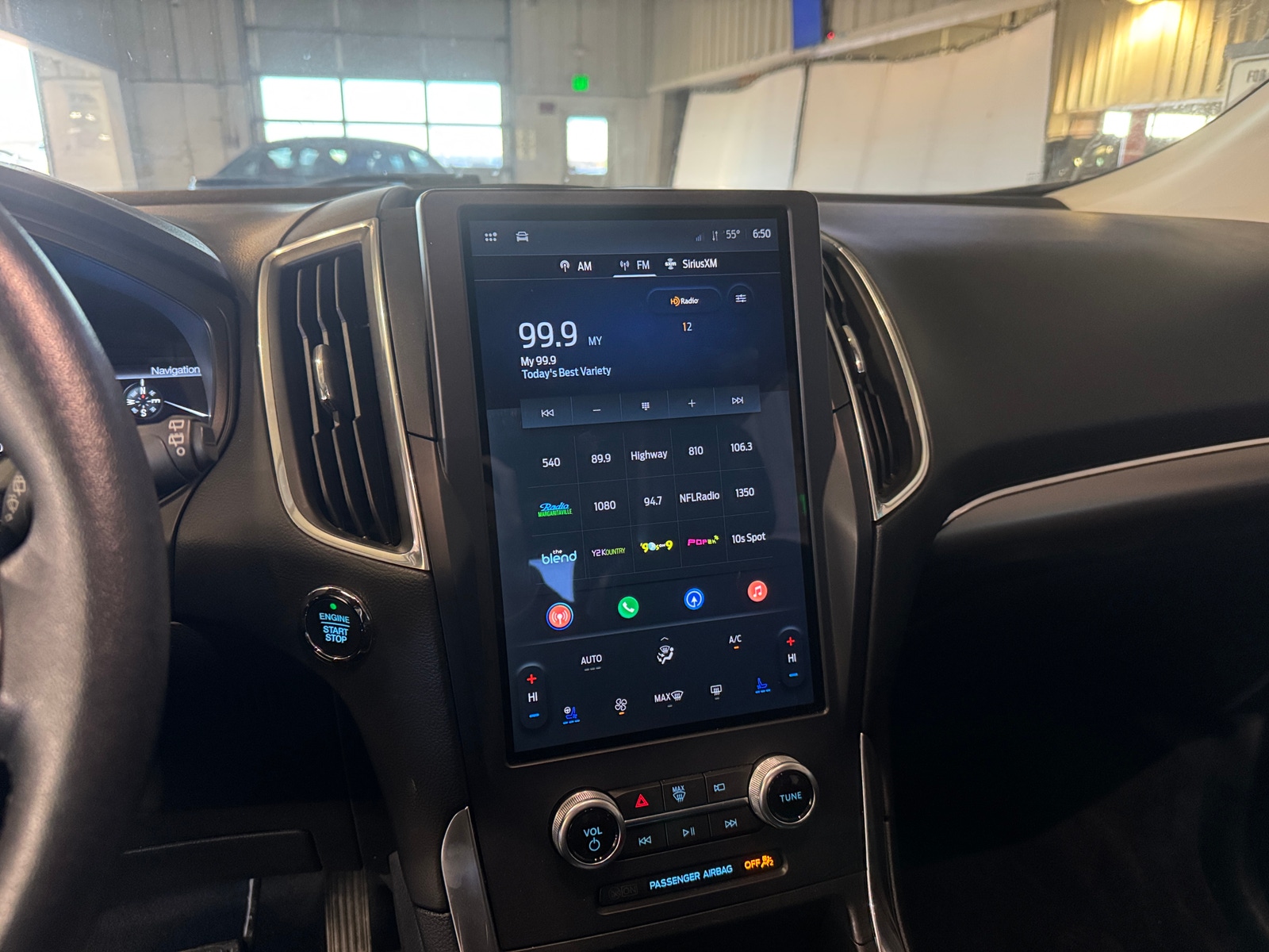 Thumbnail: 2023 Ford Edge - 3