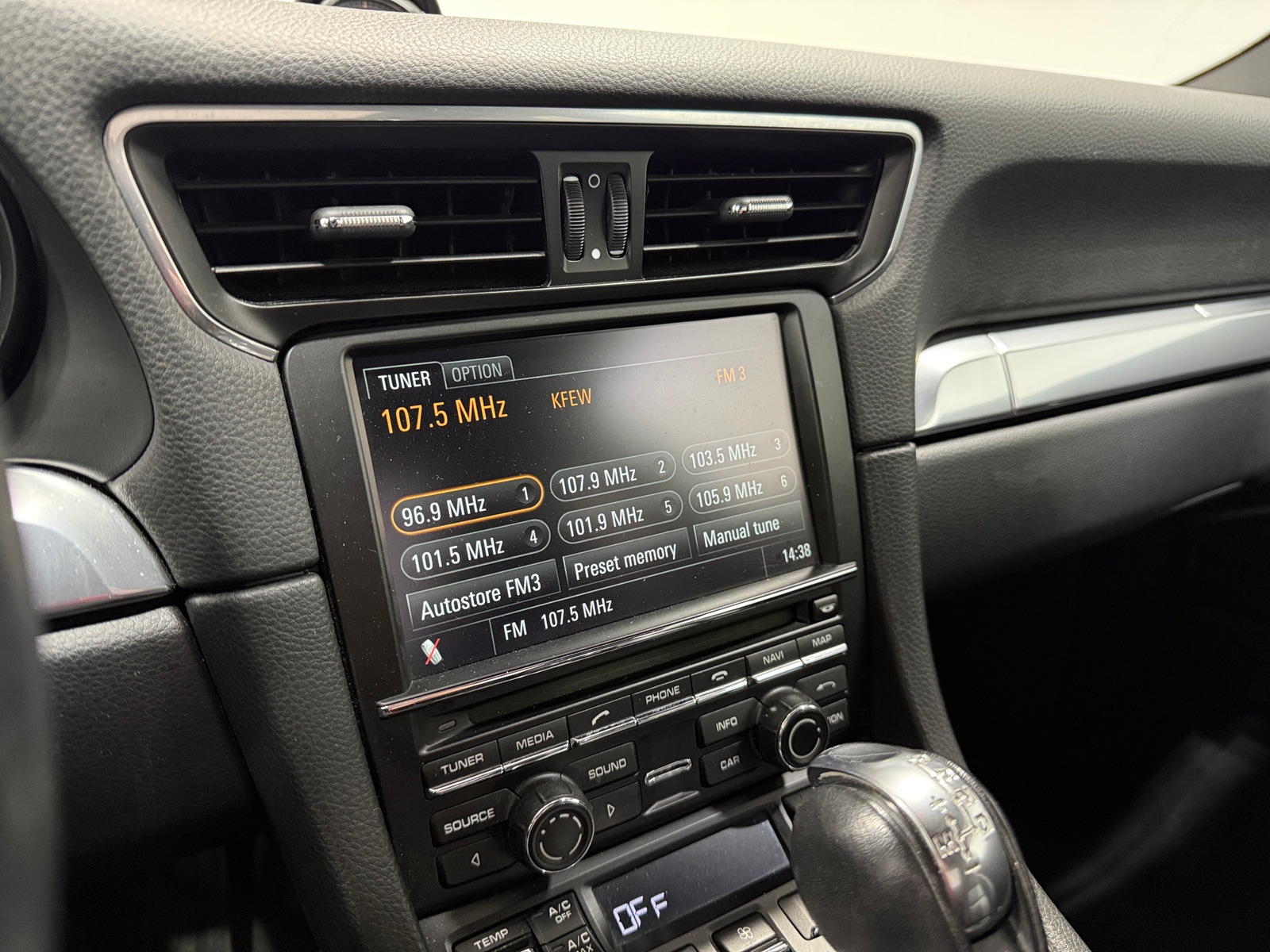 Thumbnail: 2013 Porsche 911 - 2