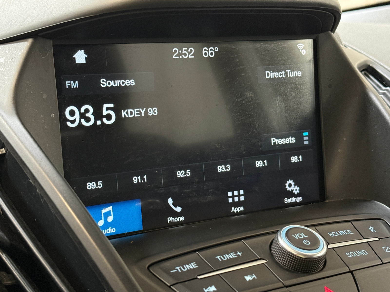 Thumbnail: 2019 Ford Escape - 4