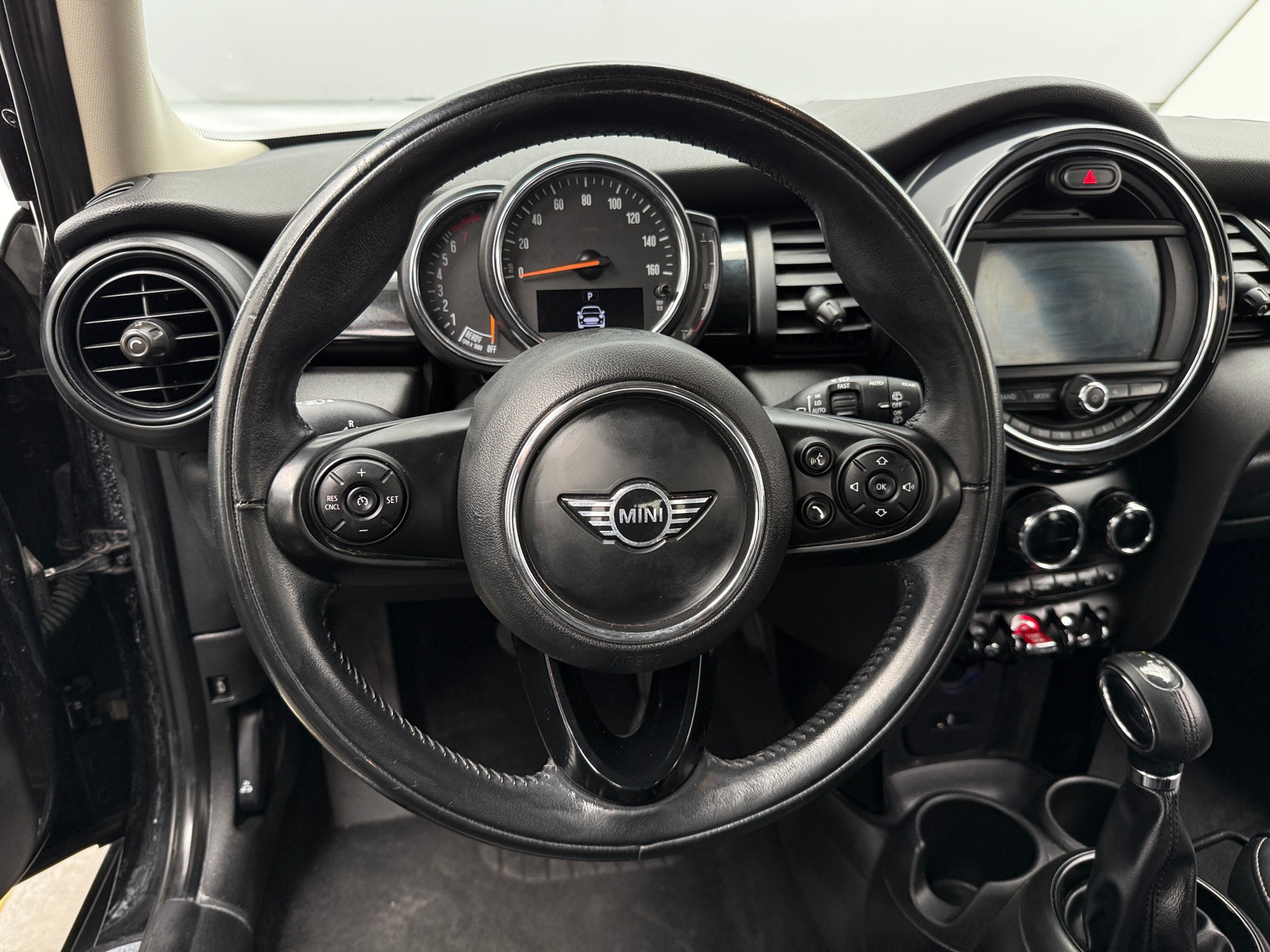 Thumbnail: 2019 MINI Cooper Hardtop - 5