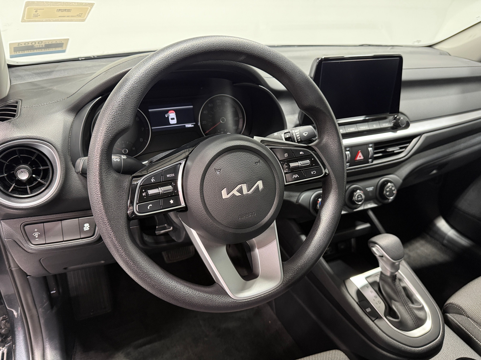 Thumbnail: 2024 Kia Forte - 5