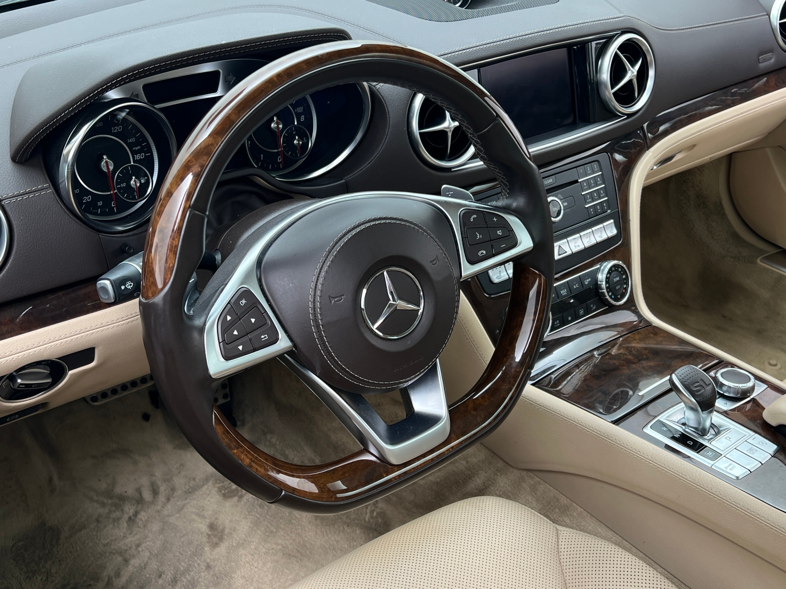 Thumbnail: 2019 Mercedes-Benz SL-Class - 4