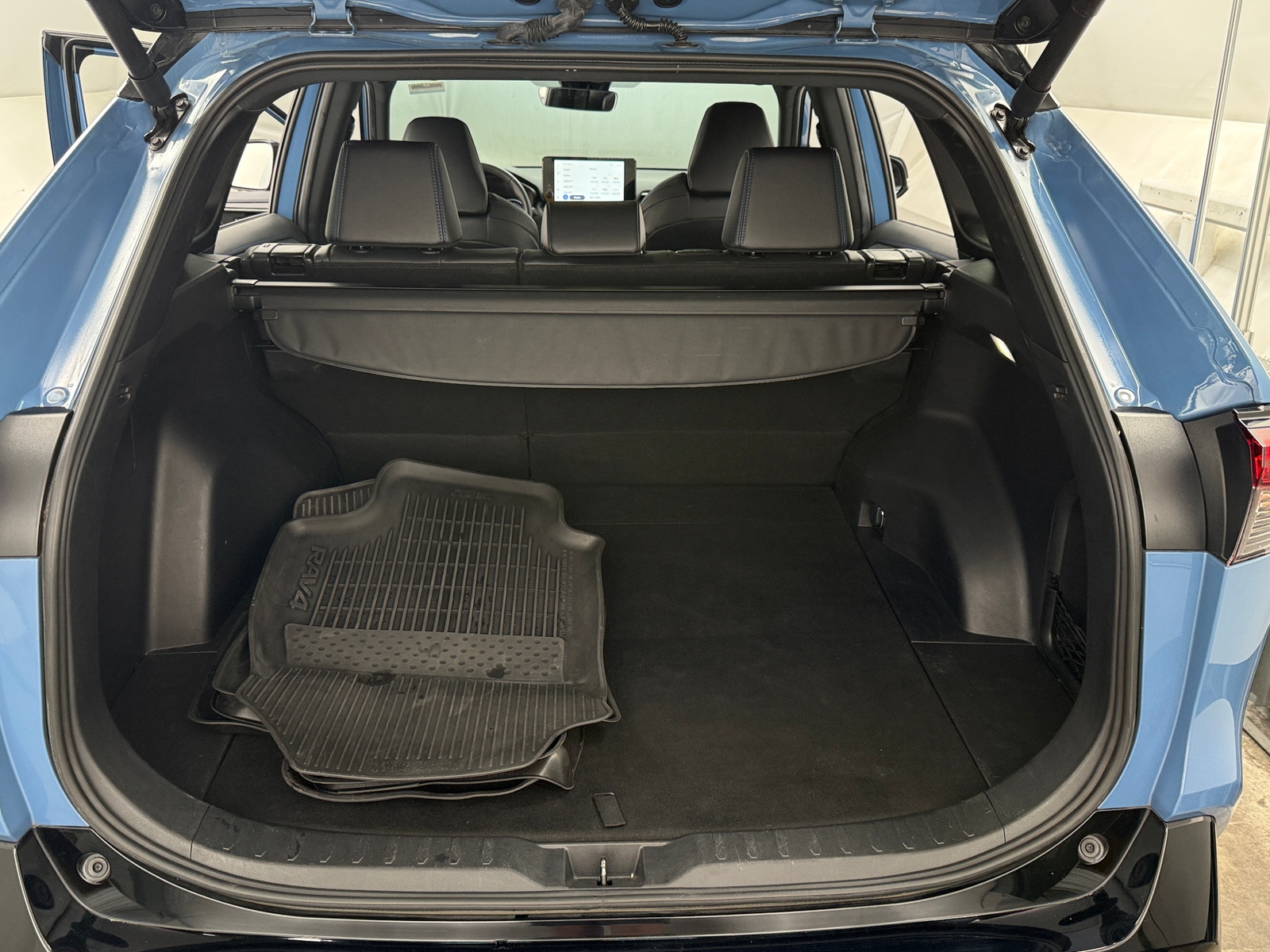 Thumbnail: 2024 Toyota RAV4 - 6